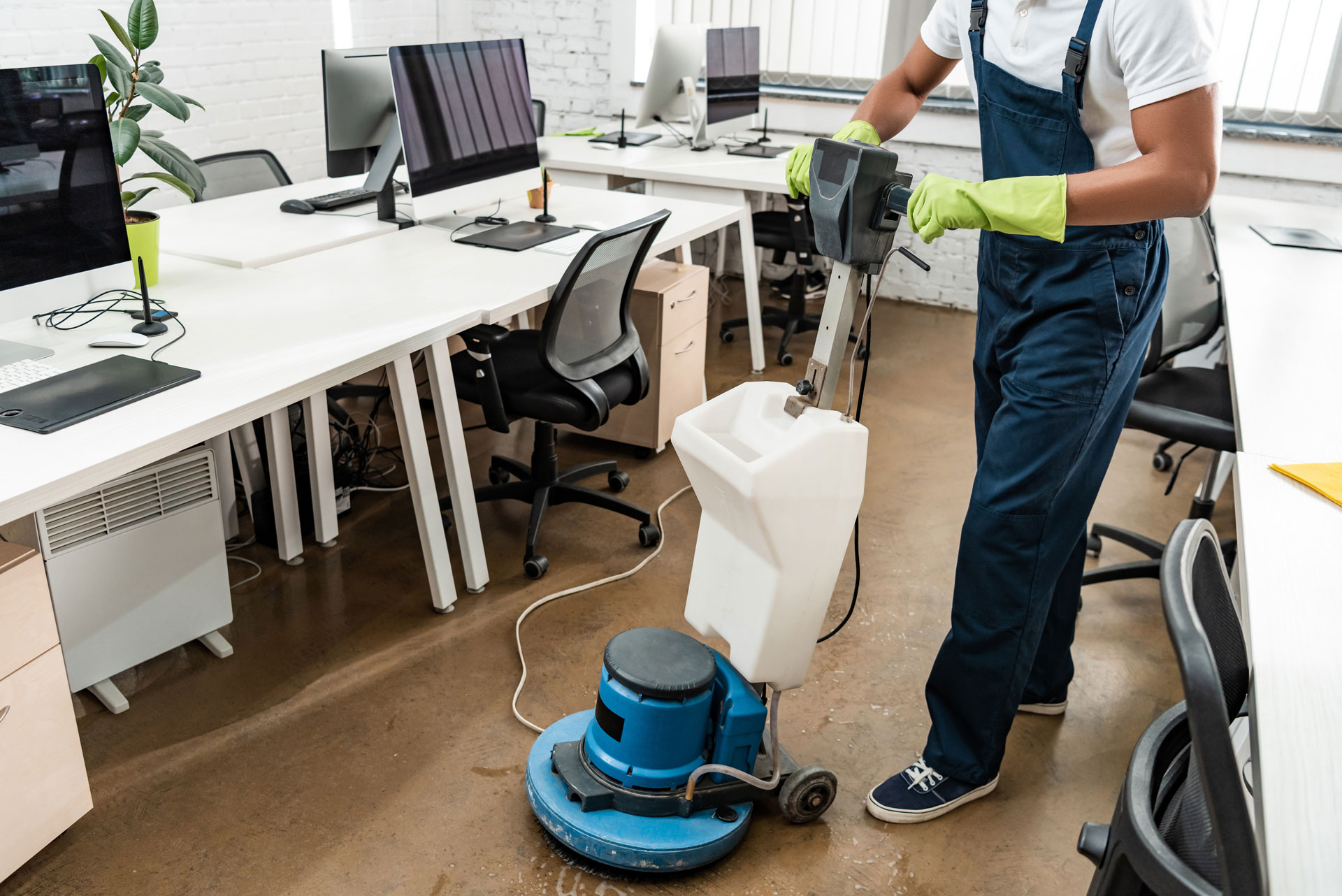 professional cleaning office space